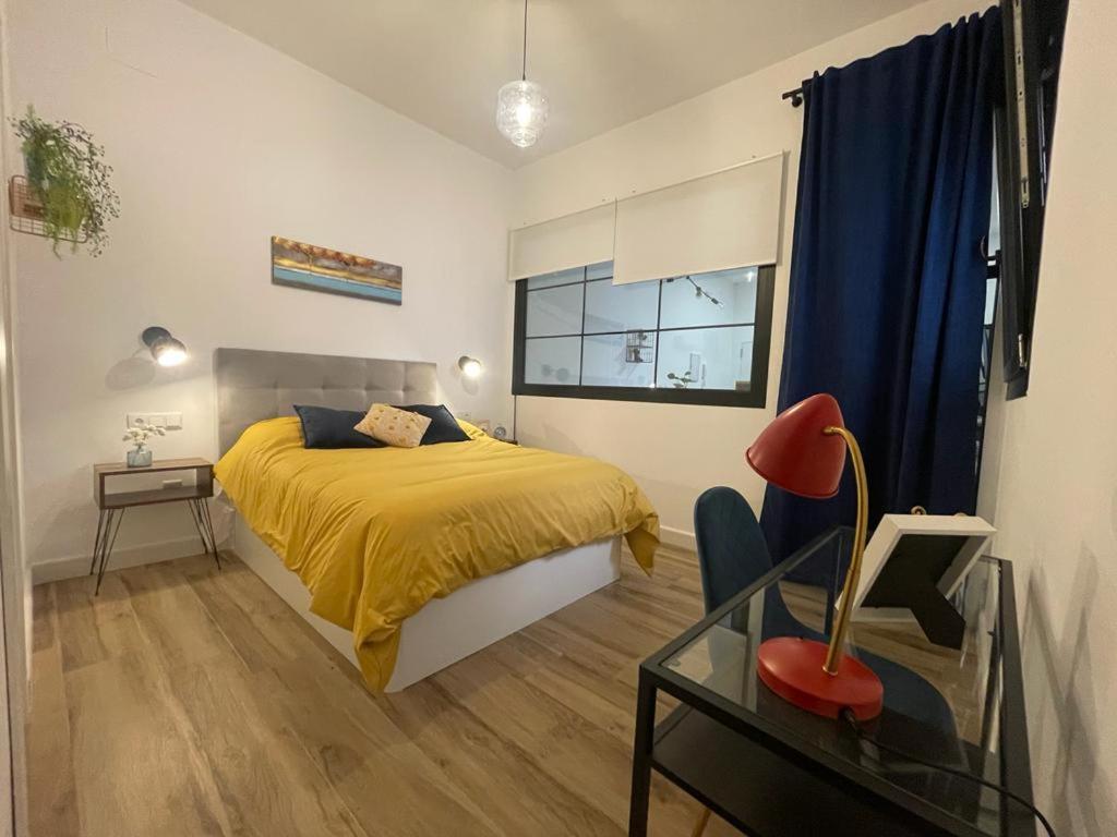 Apartamentos Sol Y Luna La Línea de la Concepción Exteriör bild