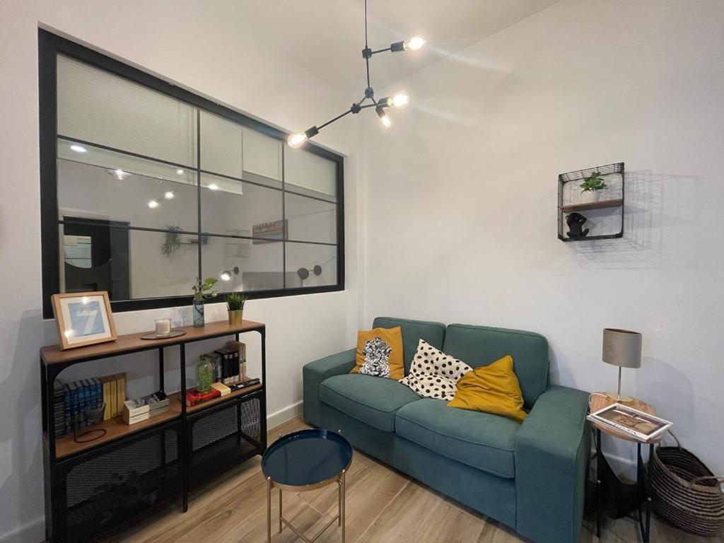Apartamentos Sol Y Luna La Línea de la Concepción Exteriör bild